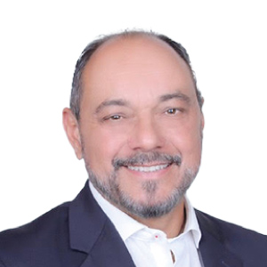 Dr. Patricio Ortiz Fernández